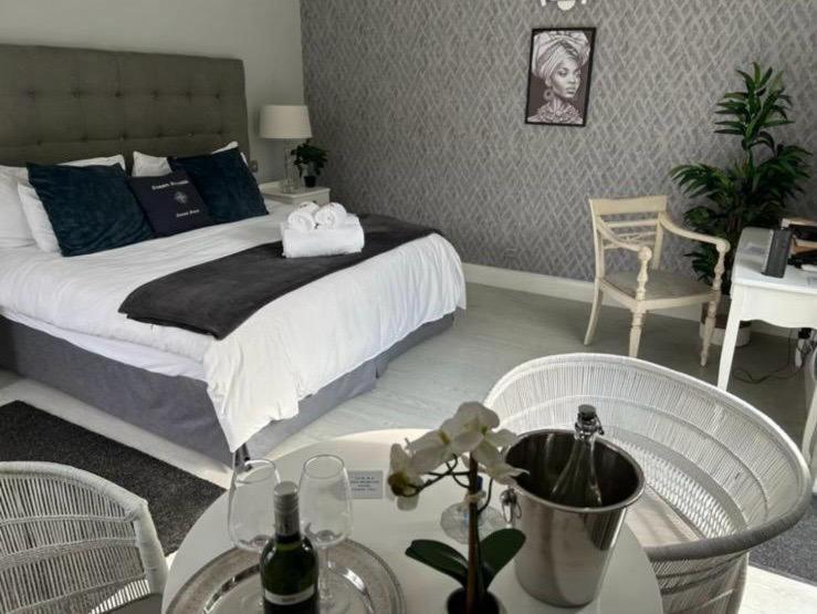Ocean Breeze Sunset Beach - Cape Town Exterior photo